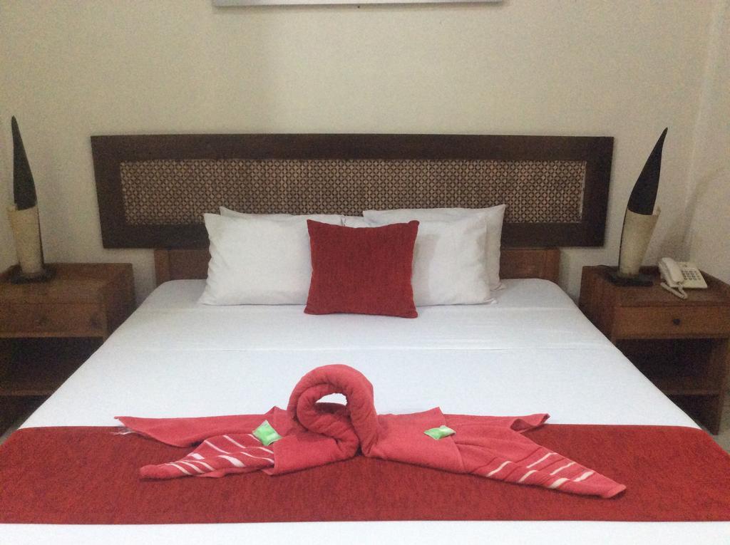 Secret Garden Inn Кута Екстериор снимка